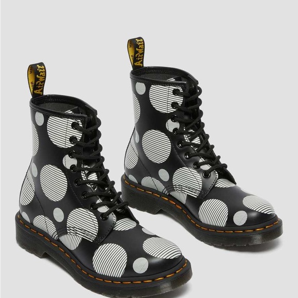 New Dr Martens 7 Black Polka Dot Print 1460 Boot Lace Up Combat Lug Sole Doc - Picture 10 of 12